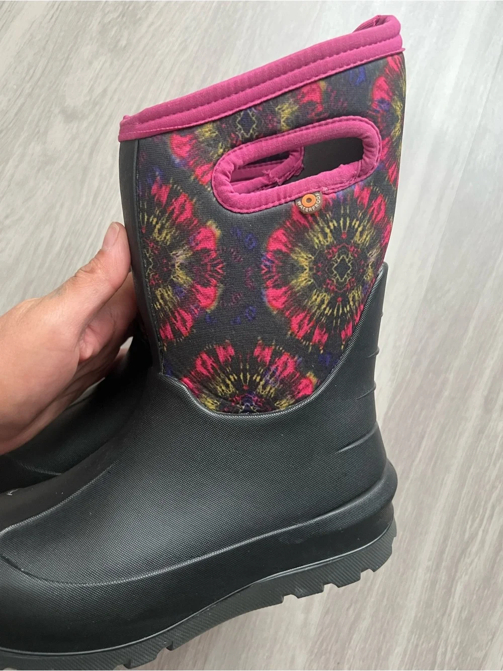 Bogs Neo Classic Waterproof Insulated Winter Boots Black Pink Youth 3